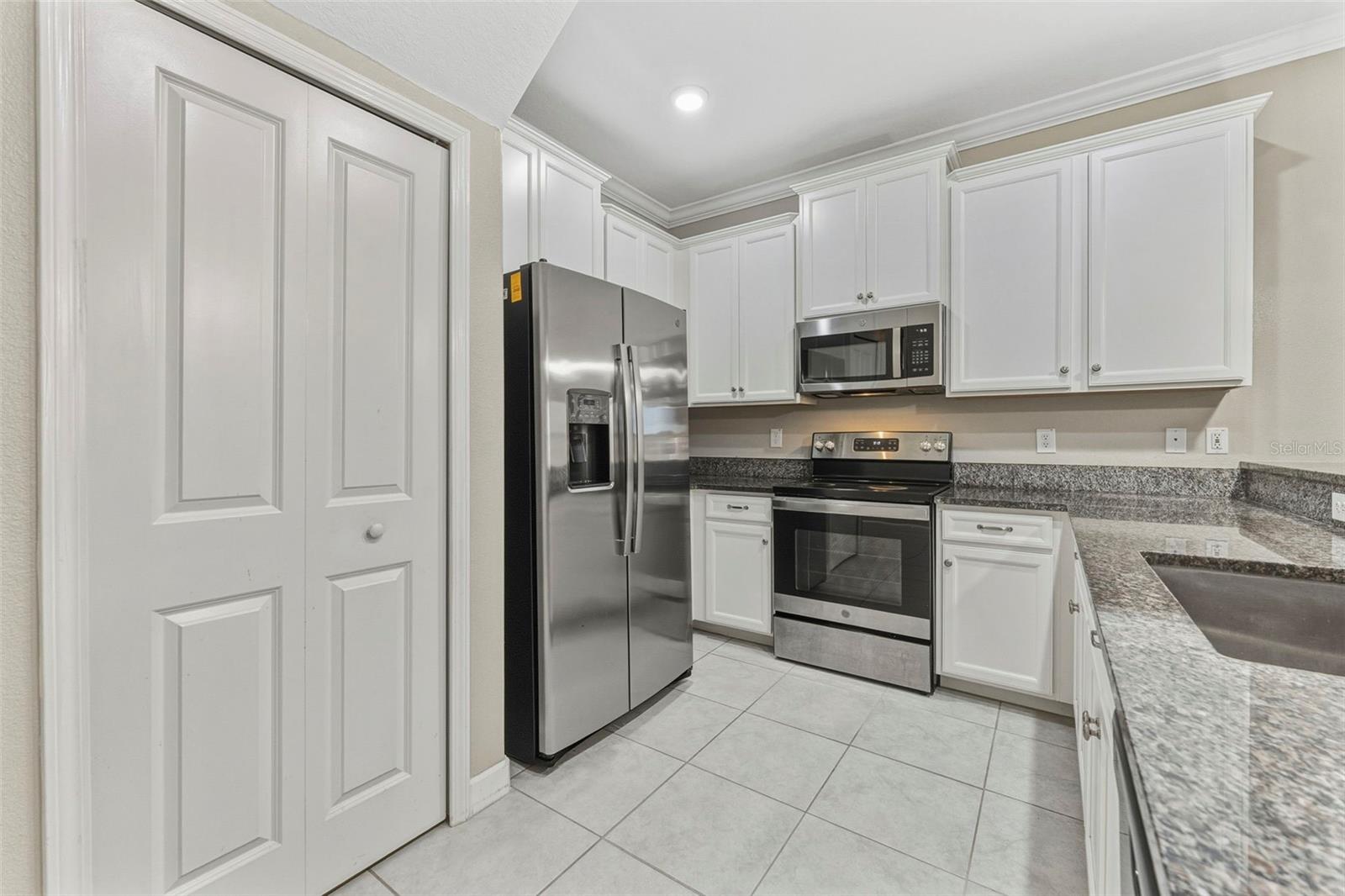 2271 CERULEAN SKY DR, LUTZ, FL, 33558