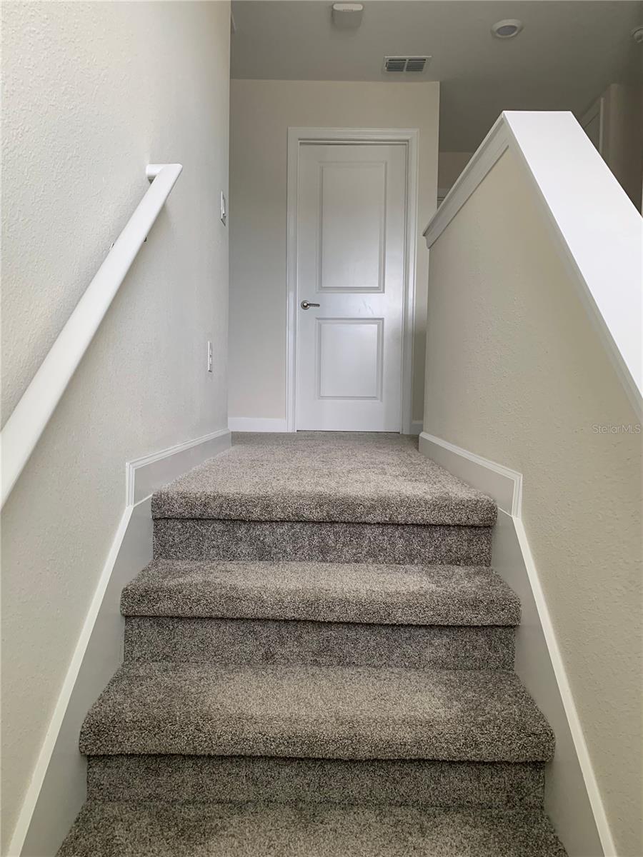 11084 SWEETGUM WOODS DR, ORLANDO, FL, 32832