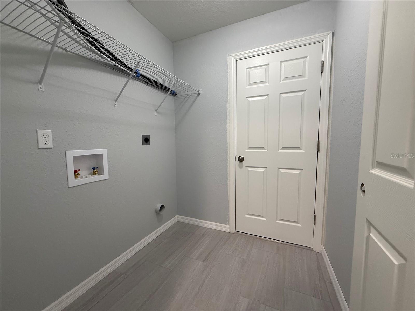 9 MALAUKA CIR, OCKLAWAHA, FL, 32179