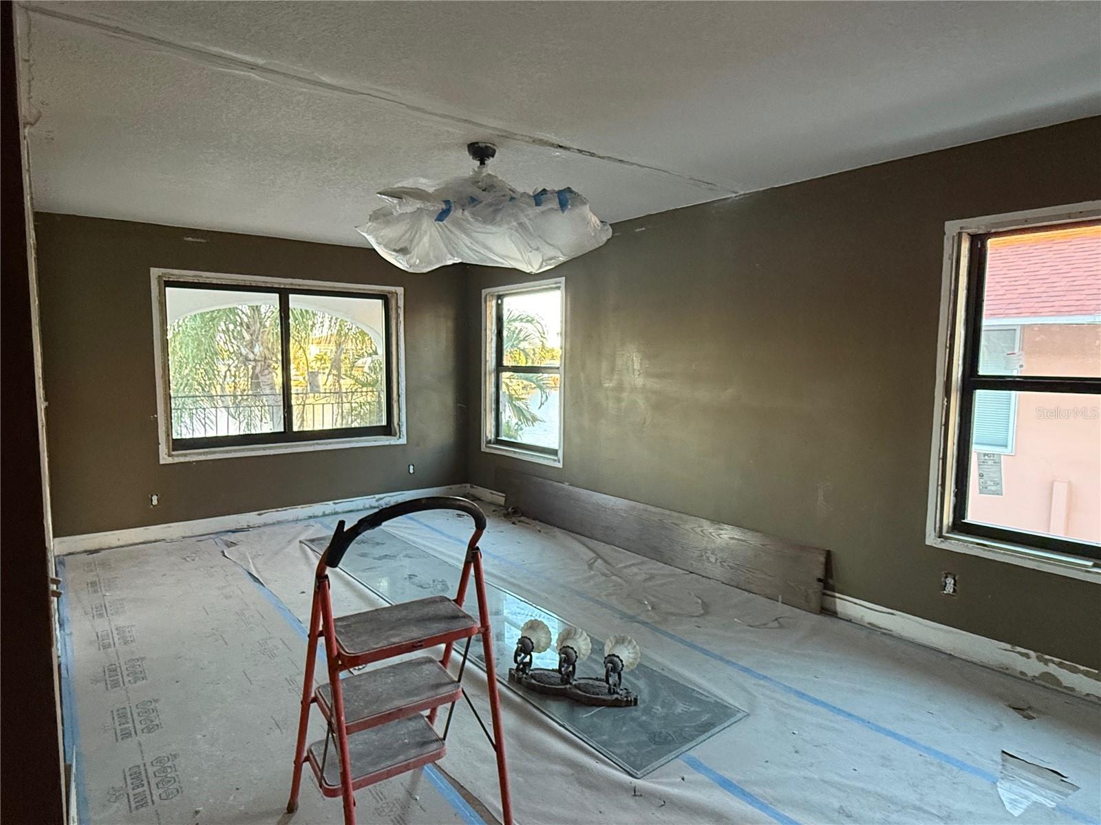 11320 6TH ST E, TREASURE ISLAND, FL, 33706