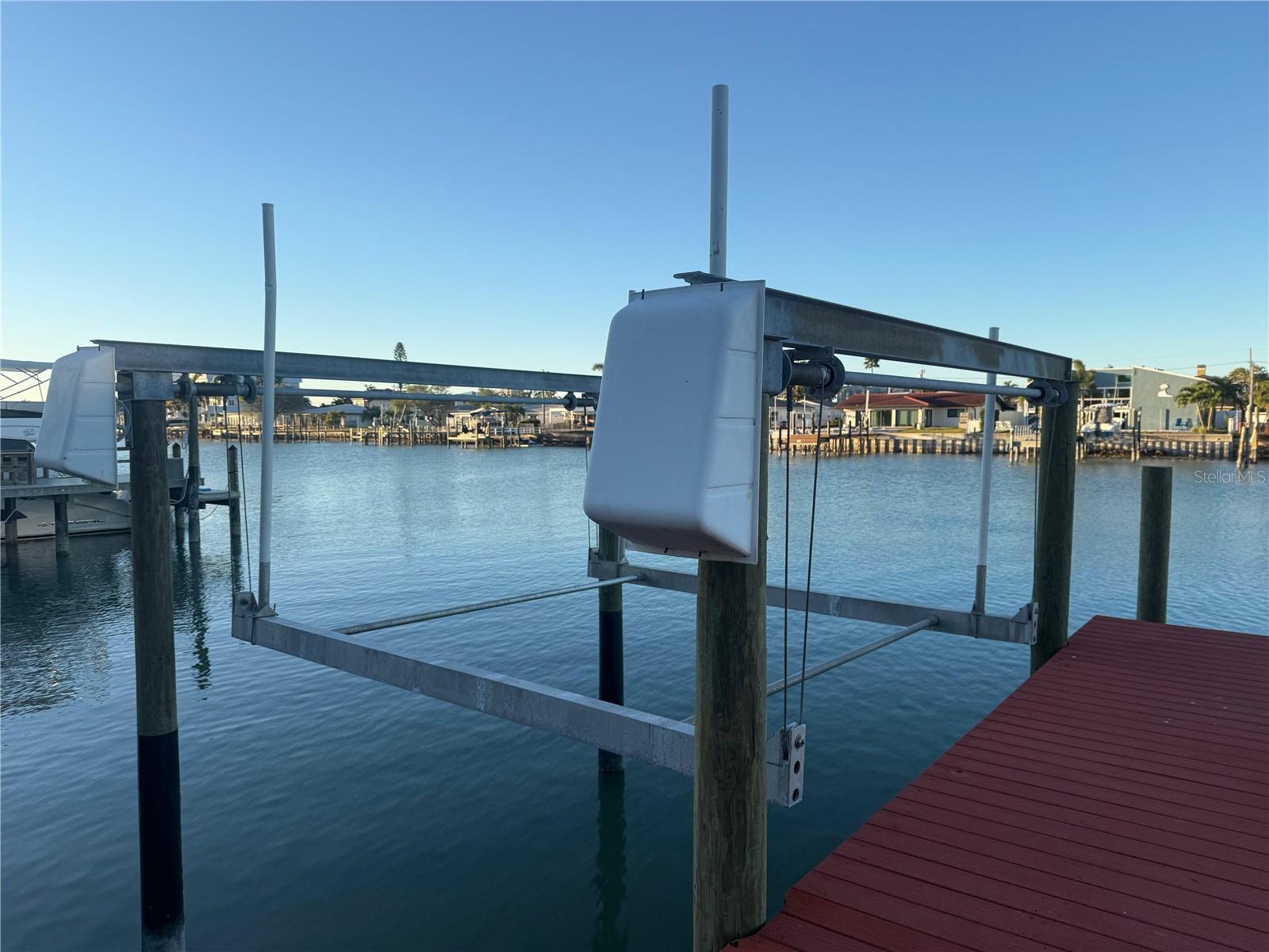 11320 6TH ST E, TREASURE ISLAND, FL, 33706