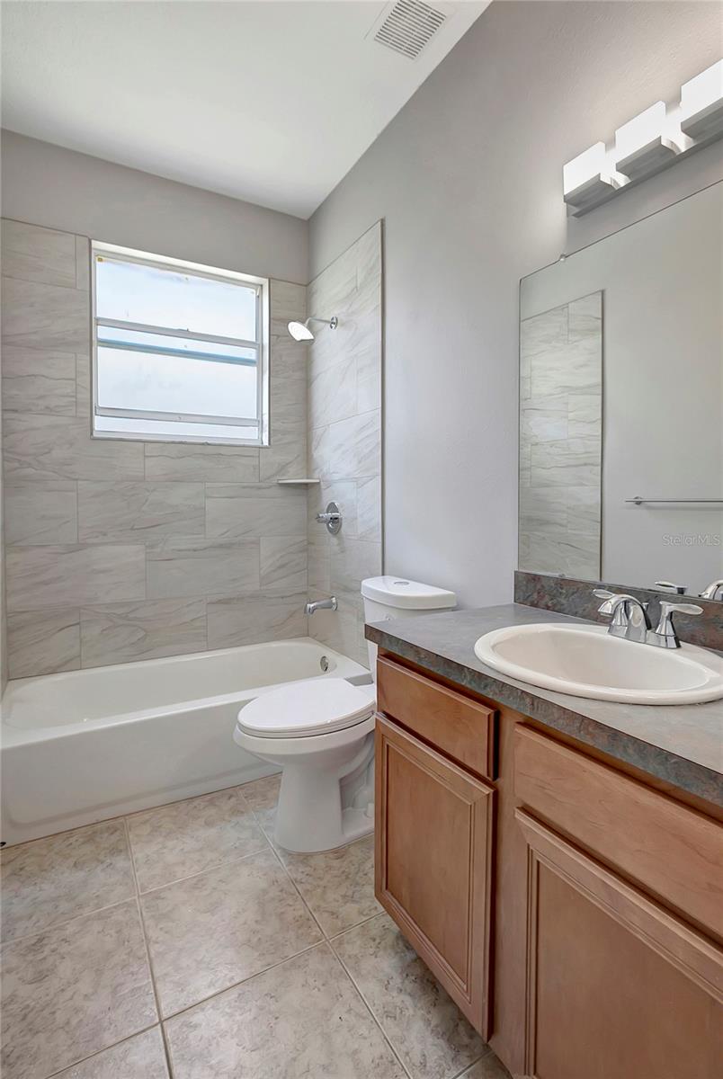 7603 WILTSHIRE PARK PL, APOLLO BEACH, FL, 33572