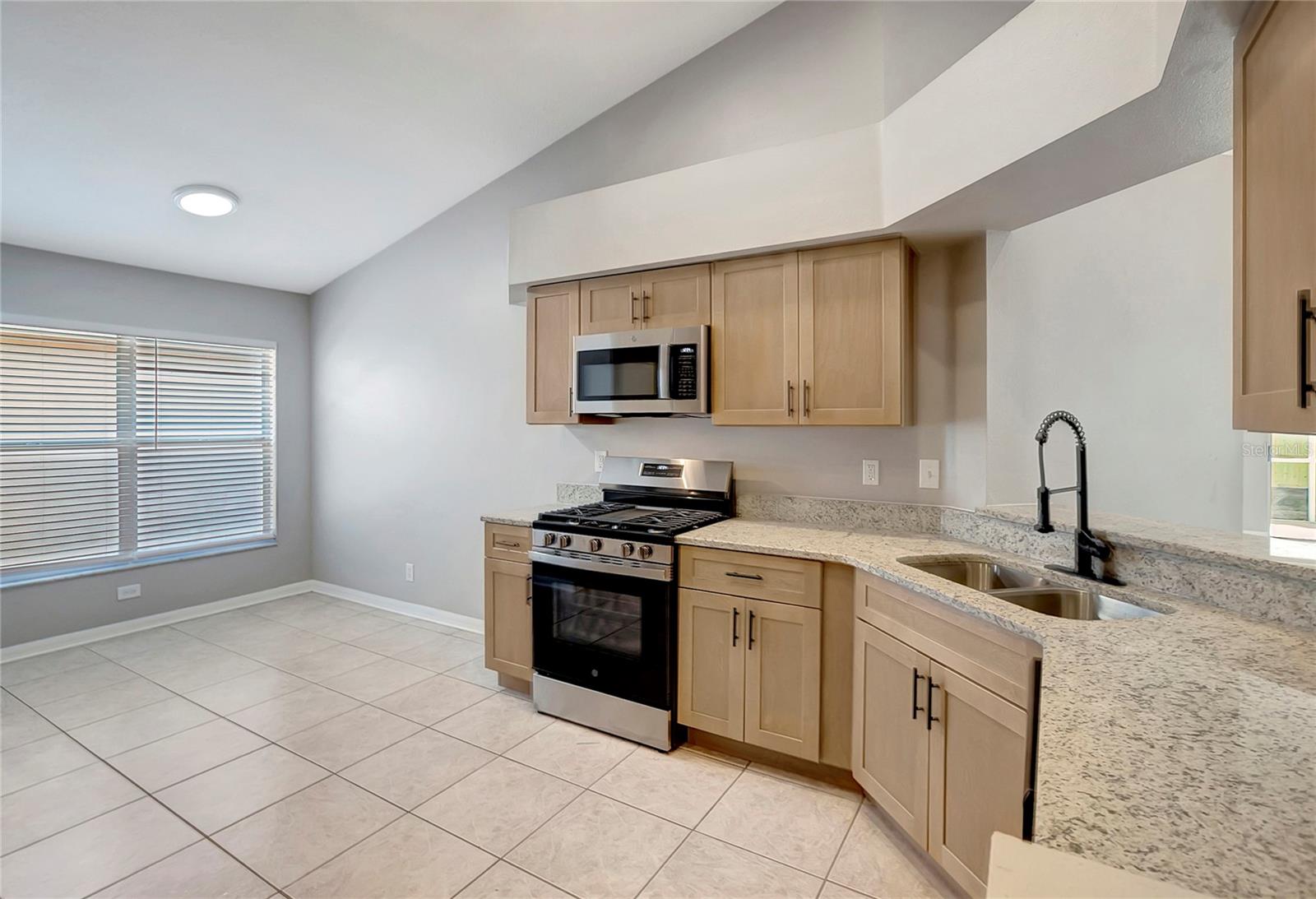 7603 WILTSHIRE PARK PL, APOLLO BEACH, FL, 33572