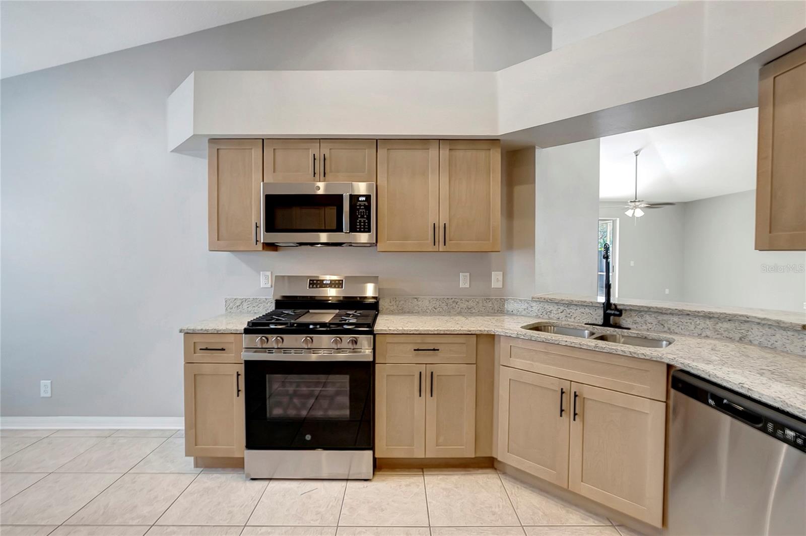 7603 WILTSHIRE PARK PL, APOLLO BEACH, FL, 33572