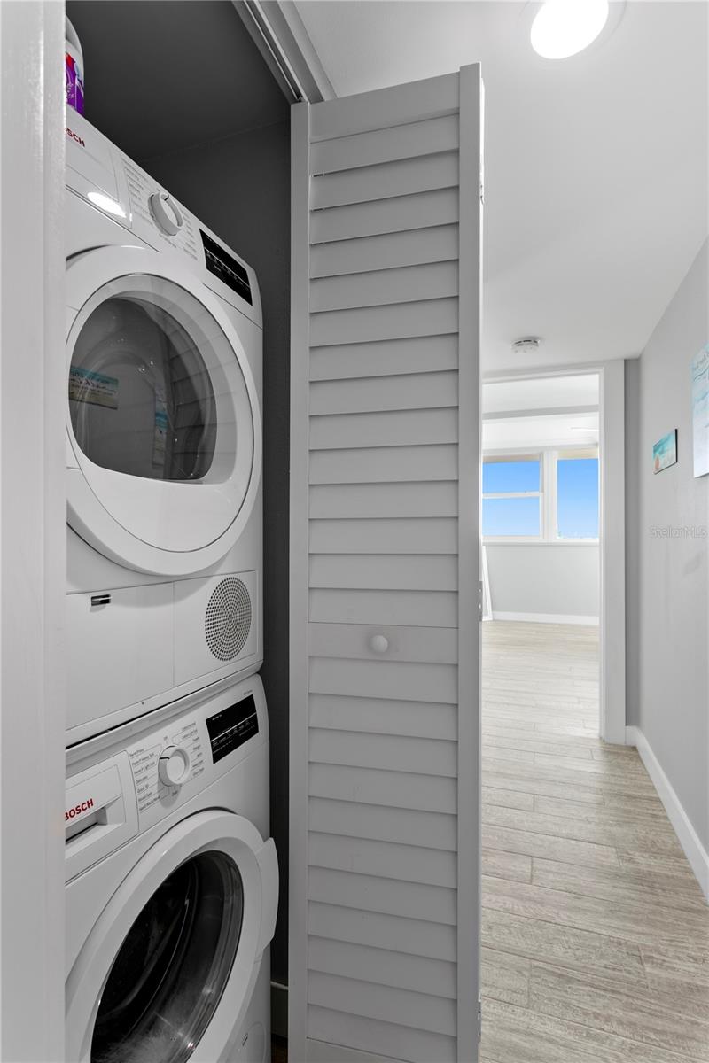 500 TREASURE ISLAND CSWY #704, TREASURE ISLAND, FL, 33706