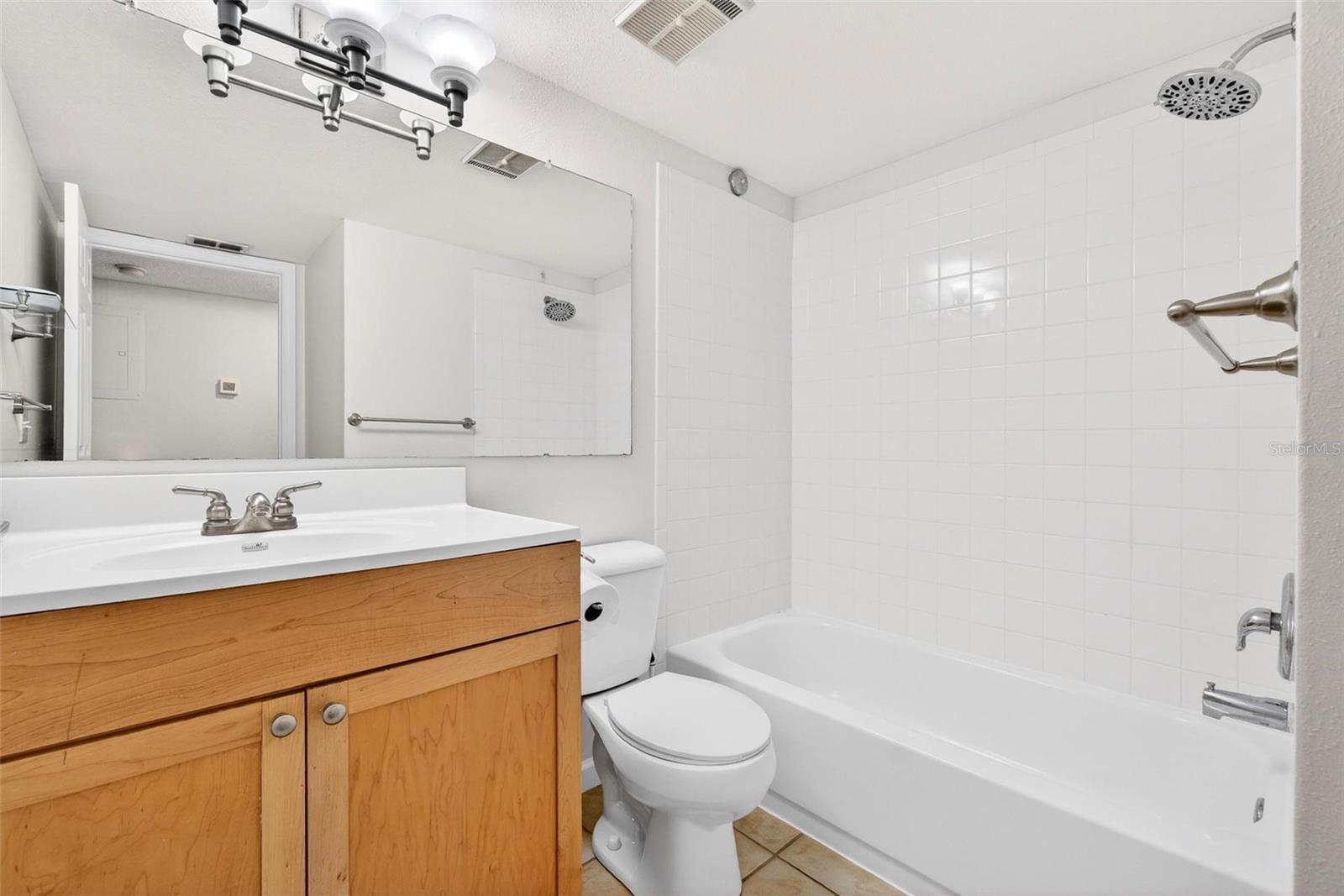 2500 WINDING CREEK BLVD #E203, CLEARWATER, FL, 33761