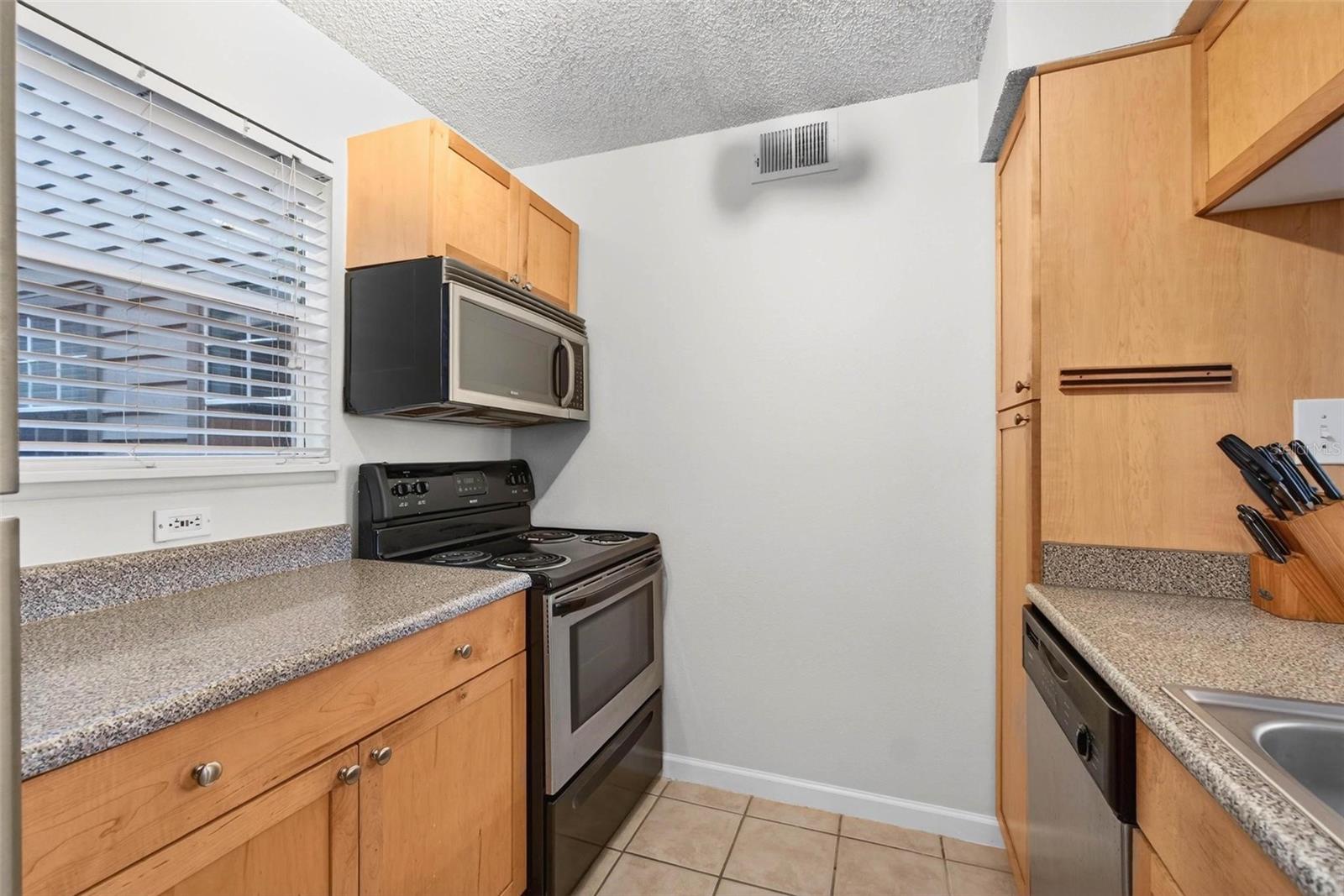 2500 WINDING CREEK BLVD #E203, CLEARWATER, FL, 33761