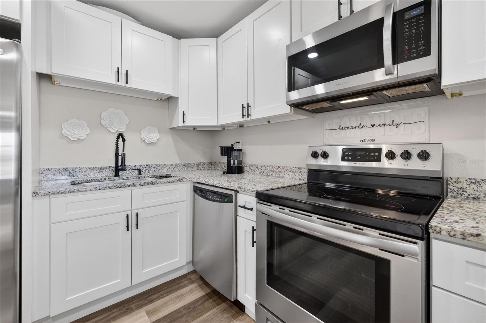 3301 70TH LN N, ST PETERSBURG, FL, 33710