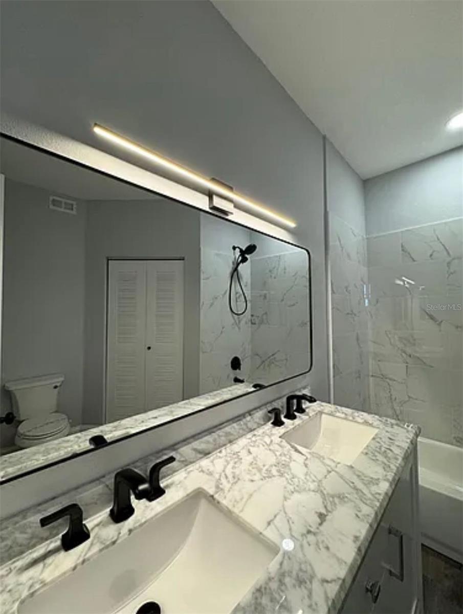 9820 LAKE CHASE ISLAND WAY #9820, TAMPA, FL, 33626