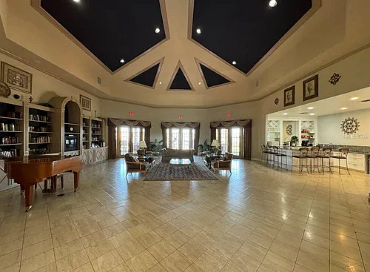 9820 LAKE CHASE ISLAND WAY #9820, TAMPA, FL, 33626