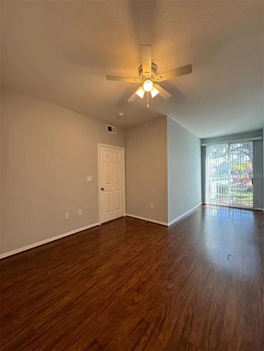 9402 LAKE CHASE ISLAND WAY #9402, TAMPA, FL, 33626