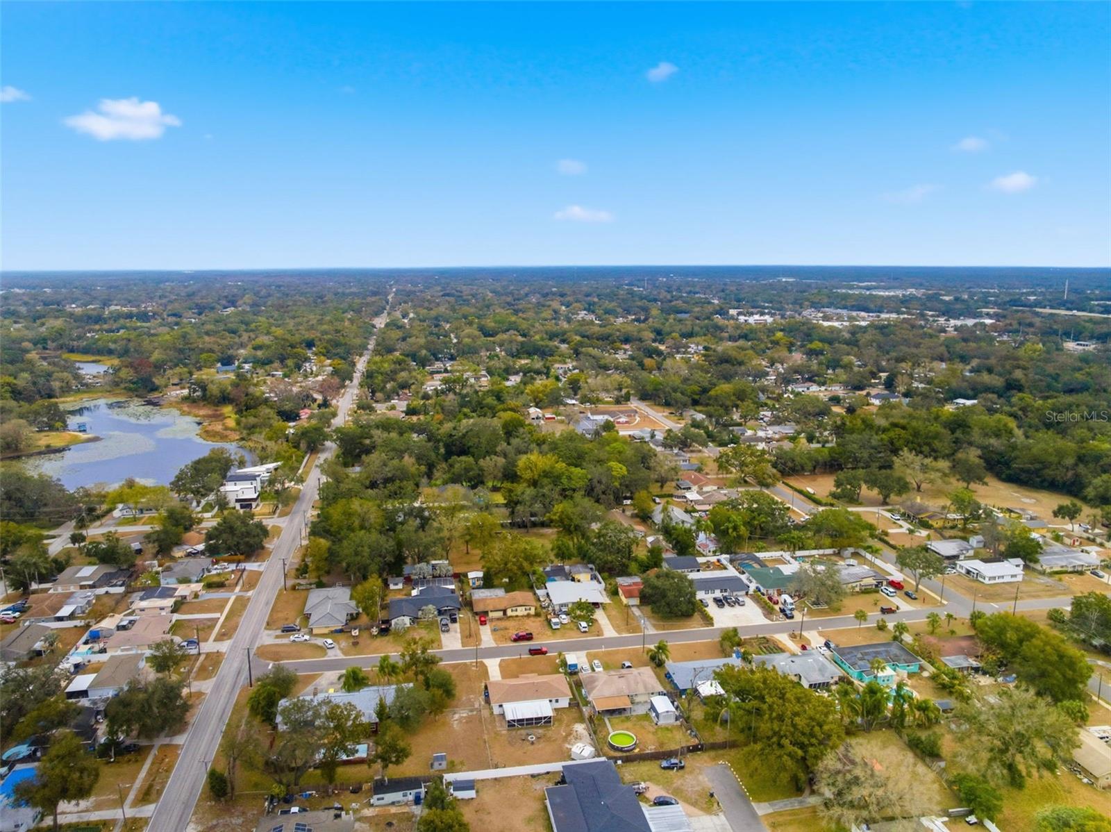 812 W 124TH AVE, TAMPA, FL, 33612