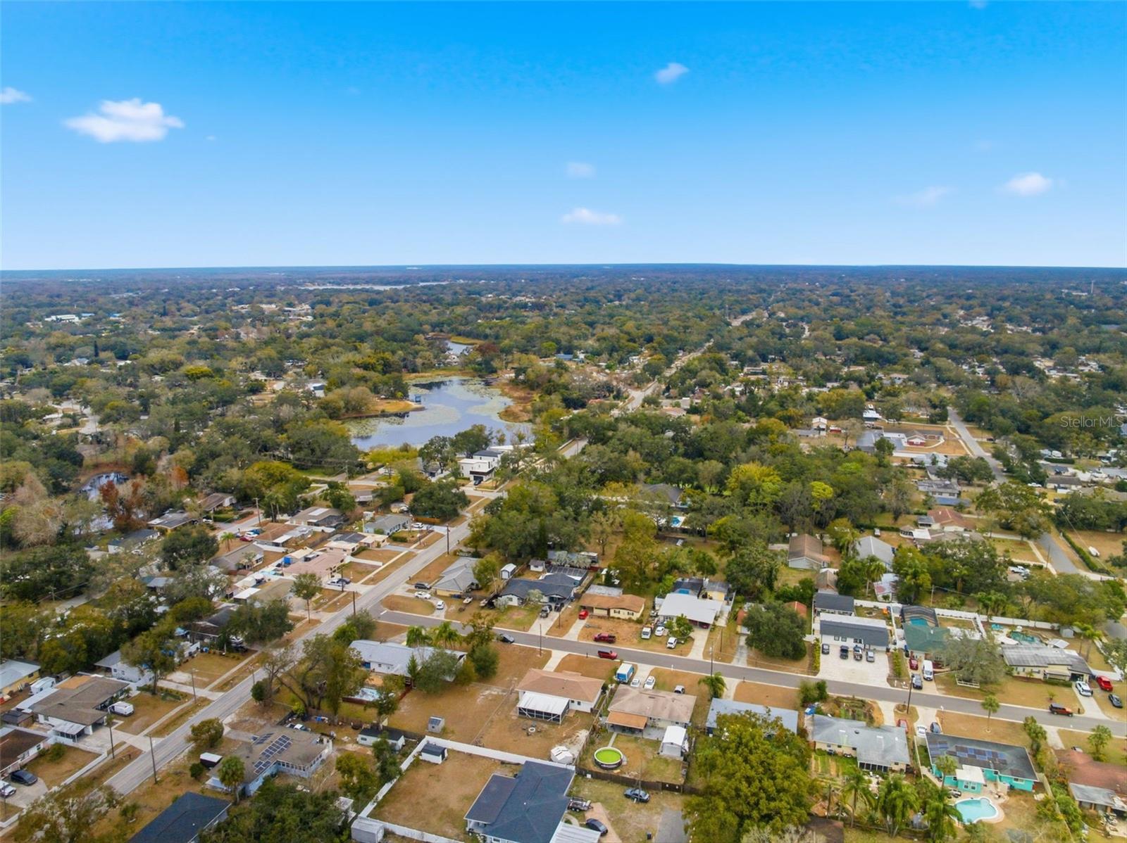 812 W 124TH AVE, TAMPA, FL, 33612