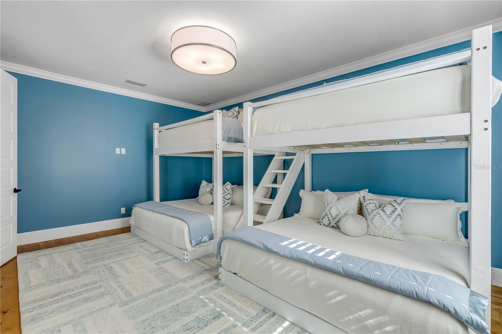 1212 S RIVERSIDE DR, NEW SMYRNA BEACH, FL, 32168