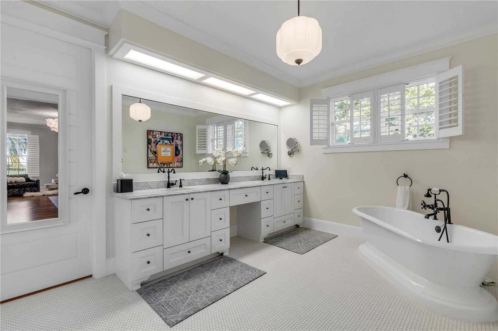 1212 S RIVERSIDE DR, NEW SMYRNA BEACH, FL, 32168