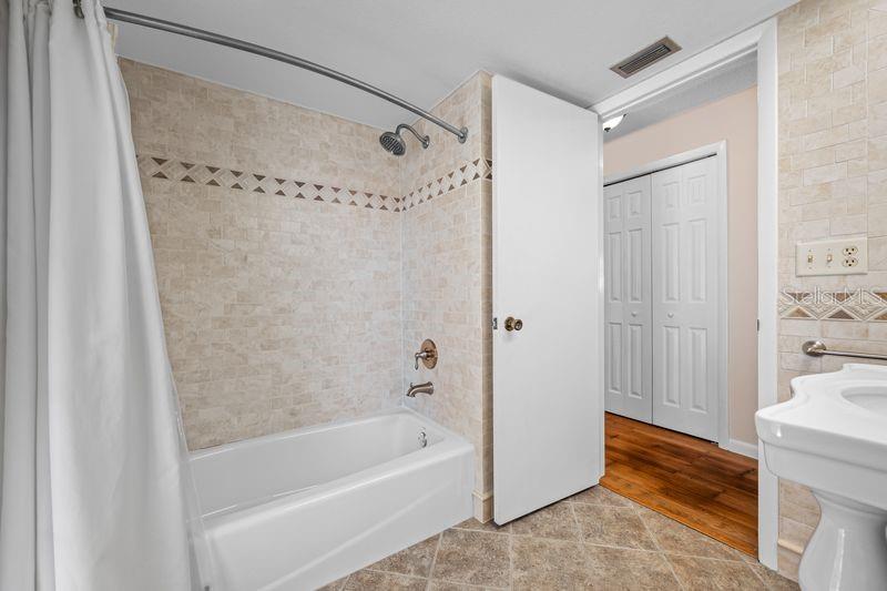 3241 BUCKHORN DR, CLEARWATER, FL, 33761