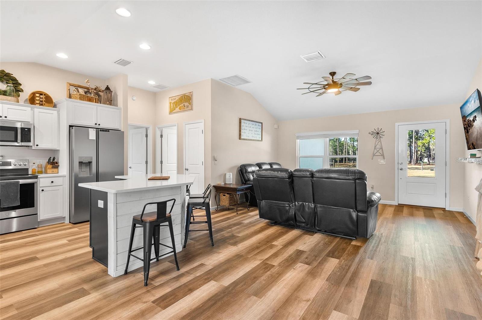 2495 COUNTY ROAD 245D, OXFORD, FL, 34484