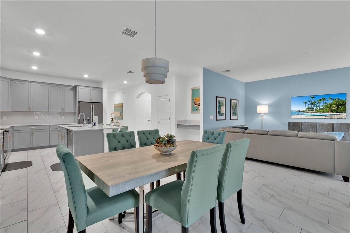 9239 SOMMERSET HILLS DR, DAVENPORT, FL, 33896