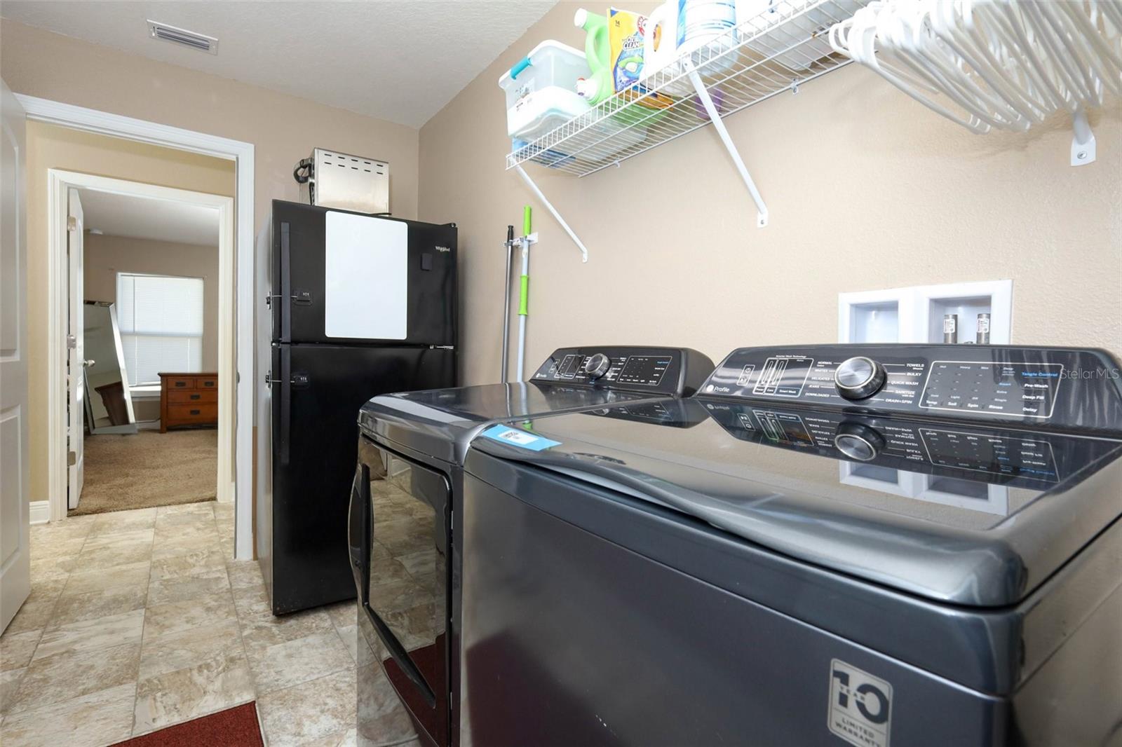 31631 BROADWATER AVE, LEESBURG, FL, 34748