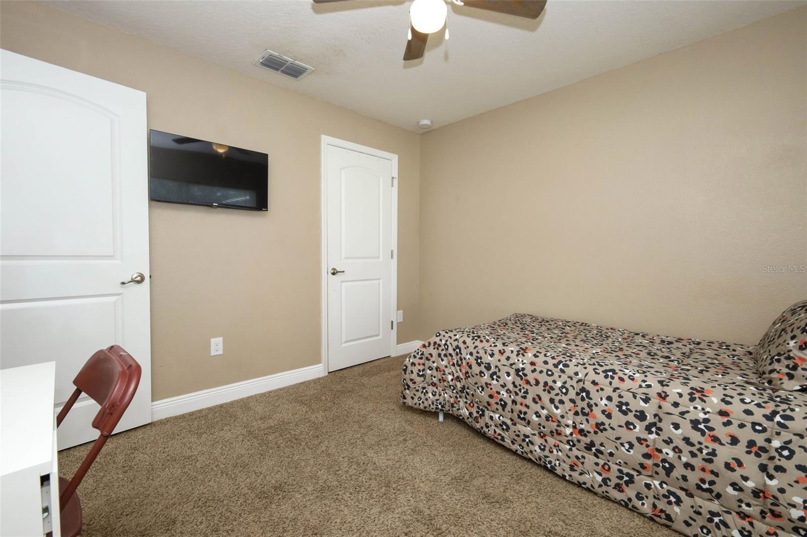 31631 BROADWATER AVE, LEESBURG, FL, 34748