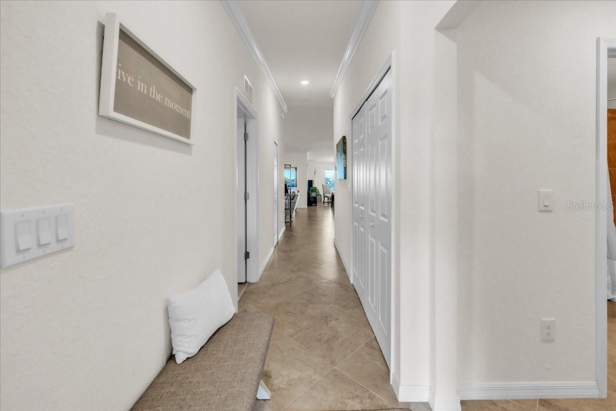 5527 PALMER CIR #203, BRADENTON, FL, 34211