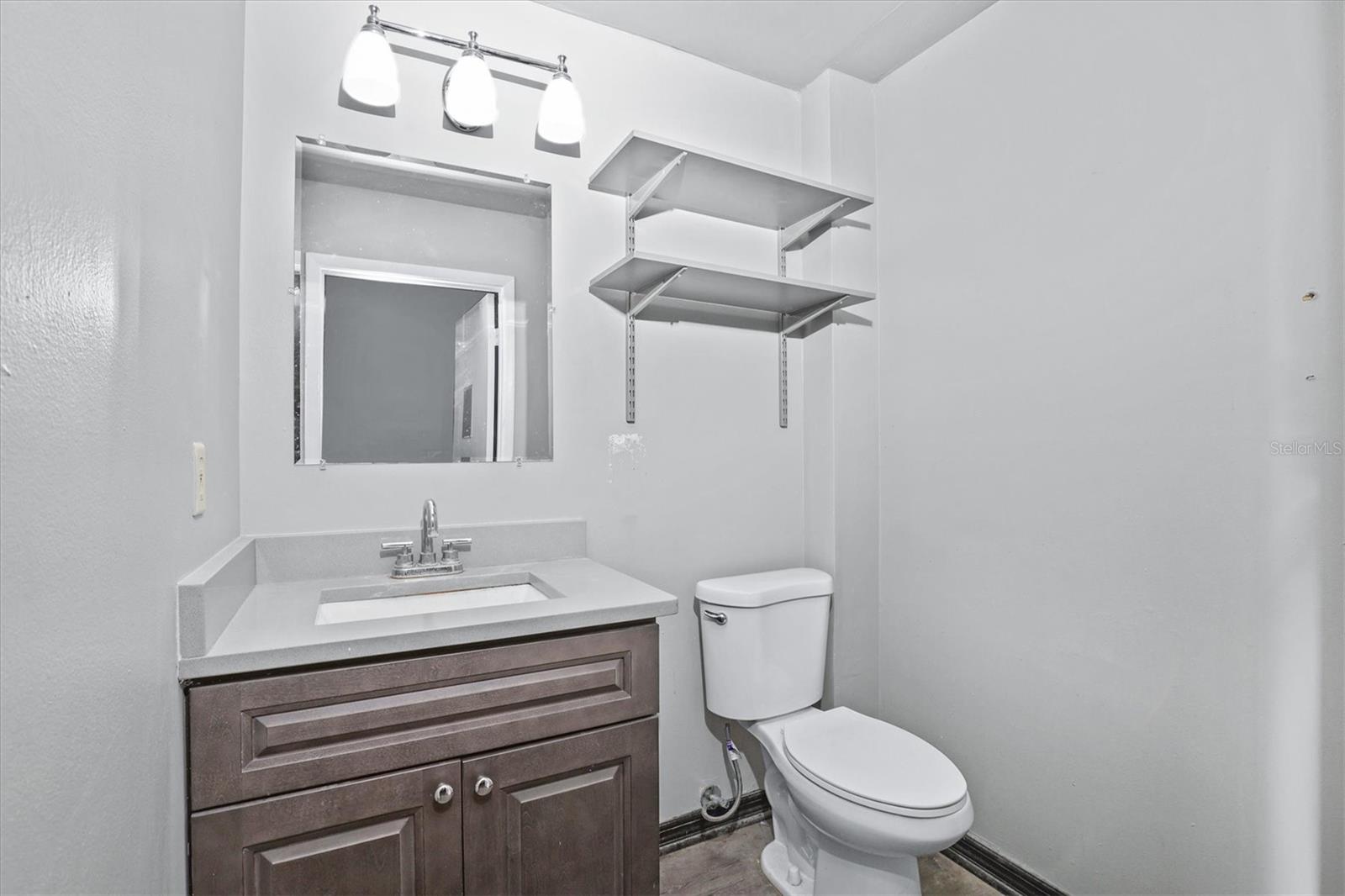 102 PIERCE CHRISTIE DR, VALRICO, FL, 33594