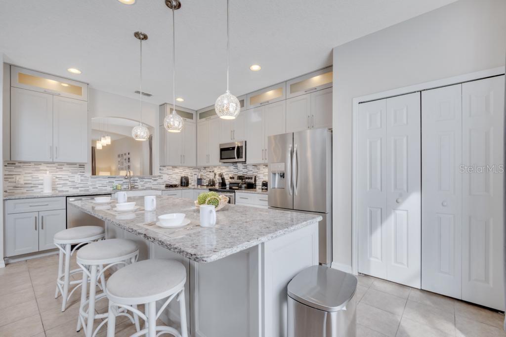 162 CORDOVA AVE, DAVENPORT, FL, 33897