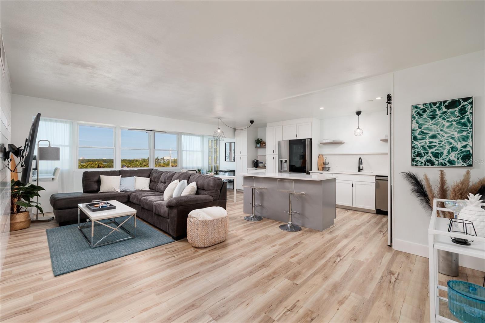 7200 SUNSHINE SKYWAY LN S #3D, ST PETERSBURG, FL, 33711