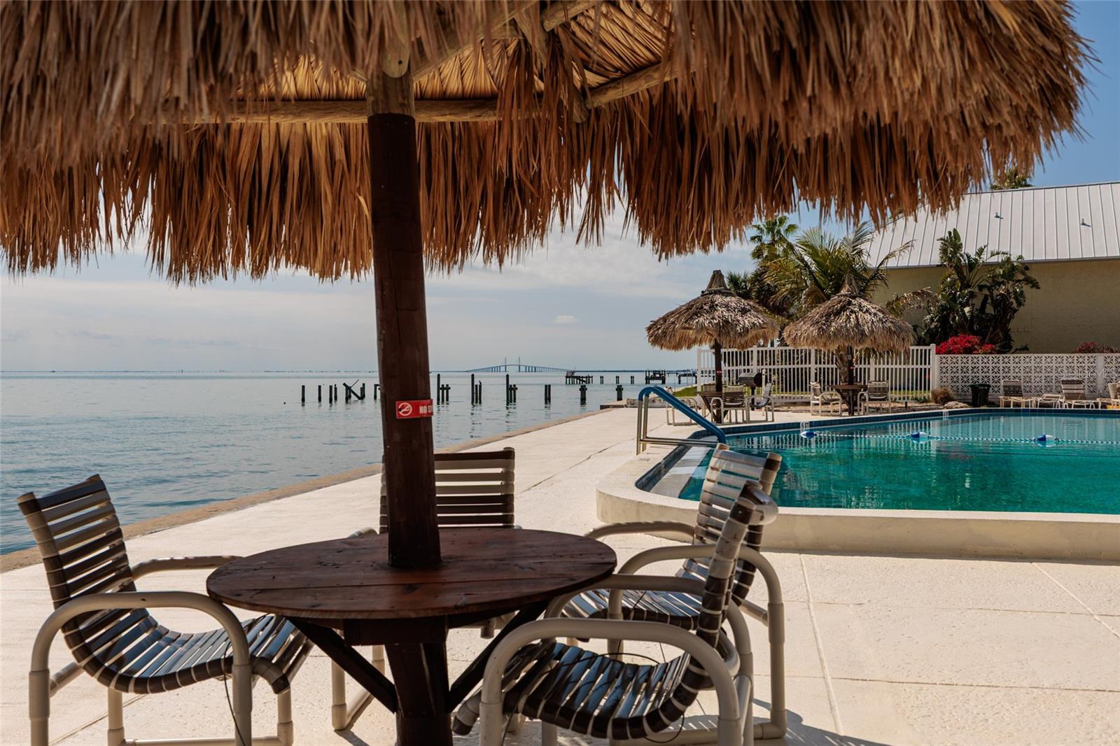 7200 SUNSHINE SKYWAY LN S #3D, ST PETERSBURG, FL, 33711