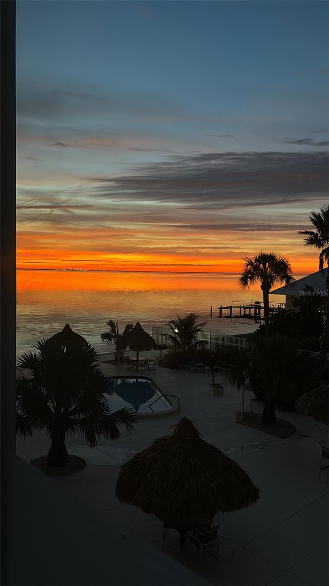 7200 SUNSHINE SKYWAY LN S #3D, ST PETERSBURG, FL, 33711