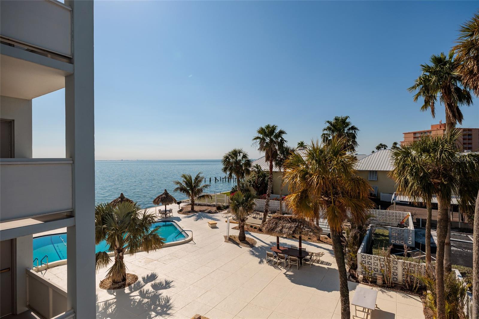 7200 SUNSHINE SKYWAY LN S #3D, ST PETERSBURG, FL, 33711