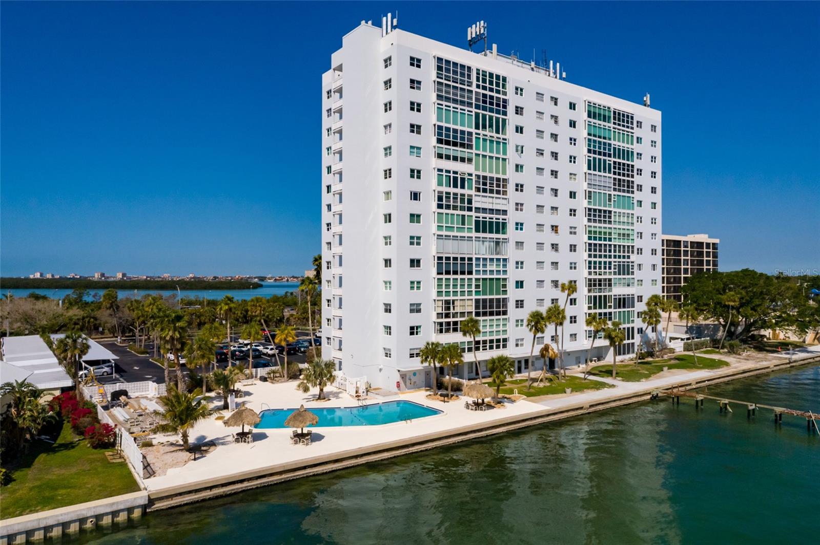 7200 SUNSHINE SKYWAY LN S #3D, ST PETERSBURG, FL, 33711