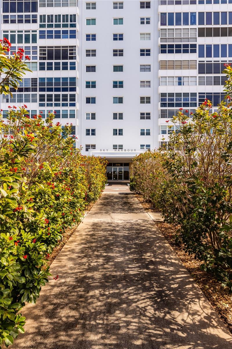 7200 SUNSHINE SKYWAY LN S #3D, ST PETERSBURG, FL, 33711