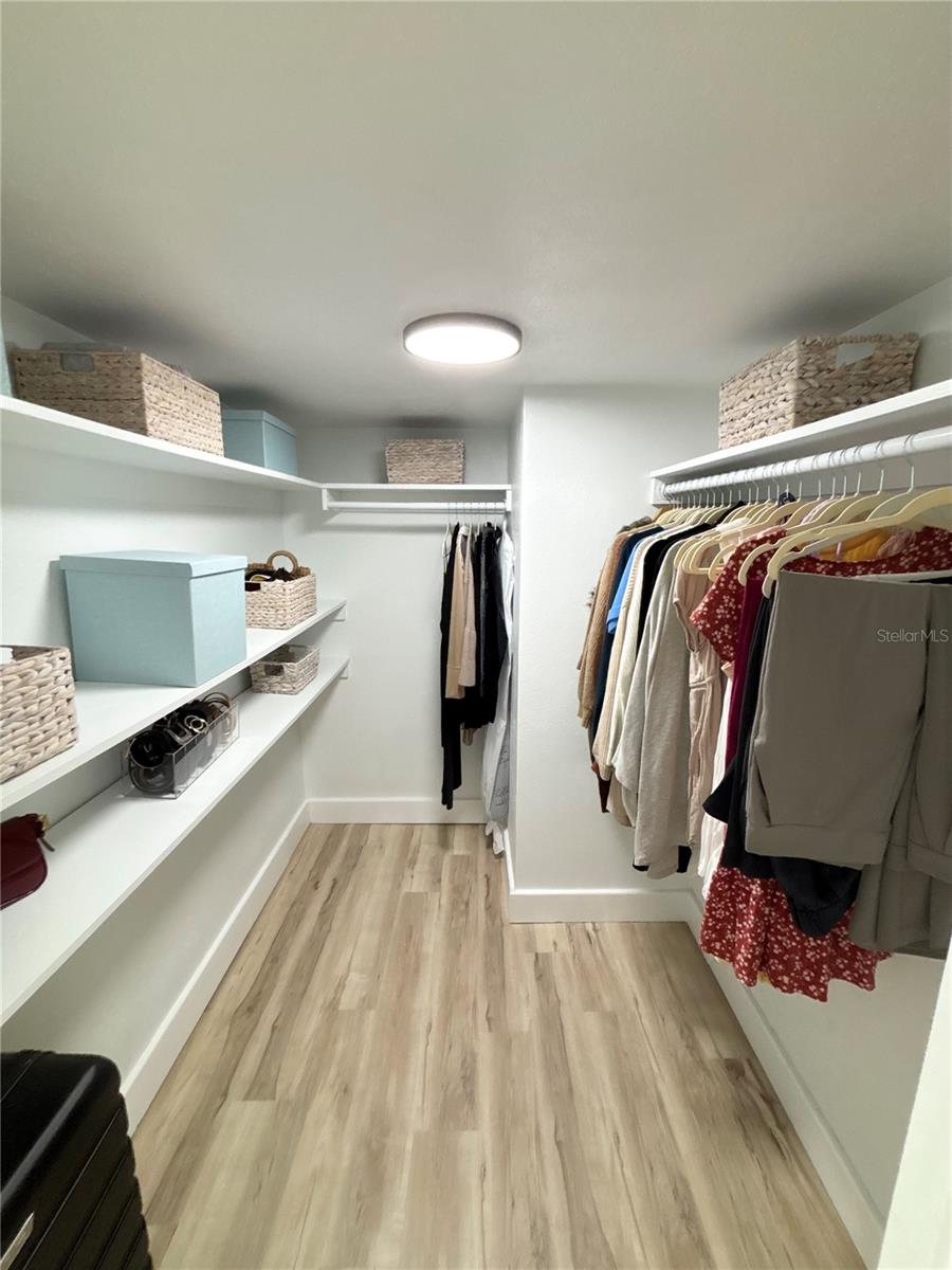 7200 SUNSHINE SKYWAY LN S #3D, ST PETERSBURG, FL, 33711