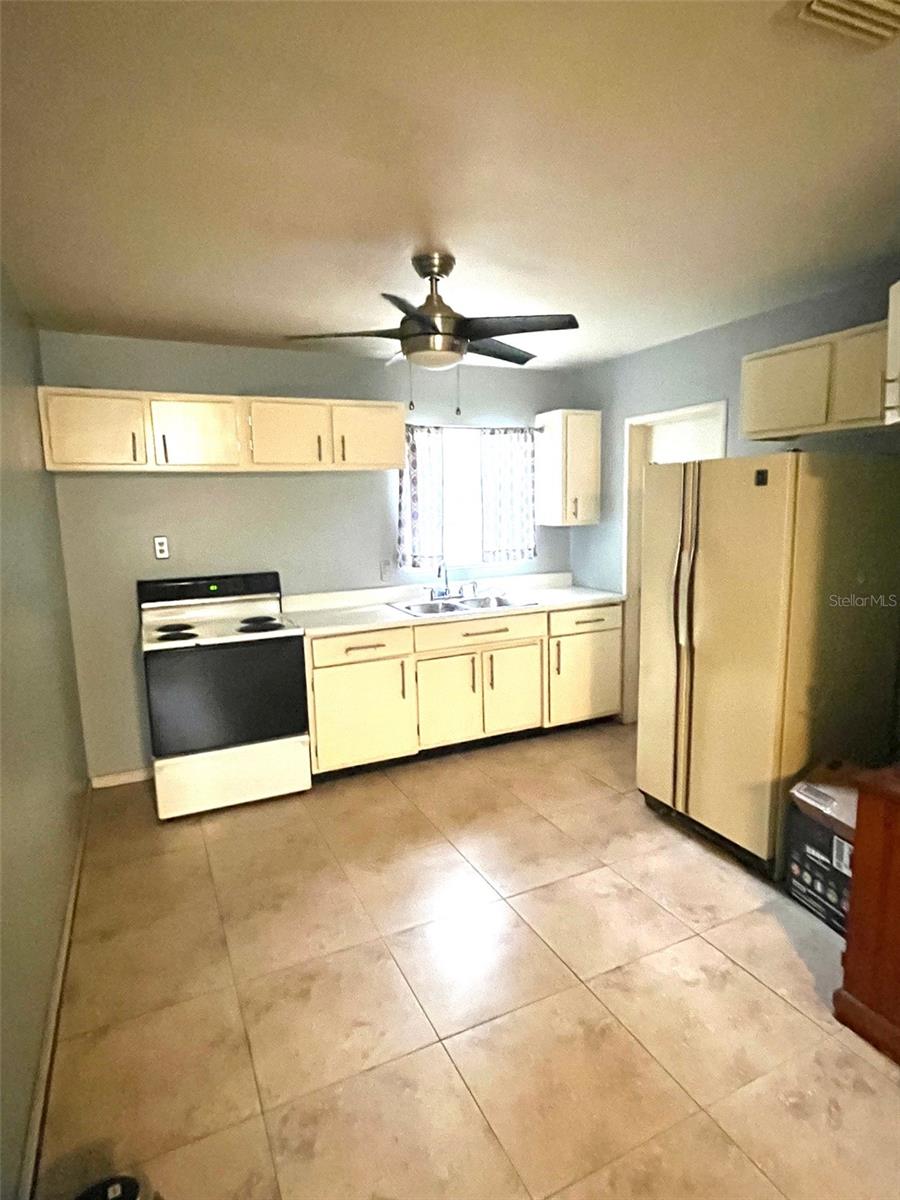 6748 78TH AVE N, PINELLAS PARK, FL, 33781