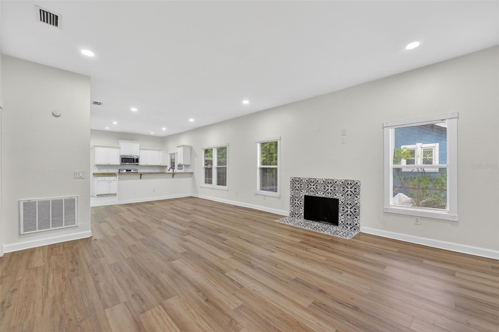 1311 E CARACAS ST, TAMPA, FL, 33603