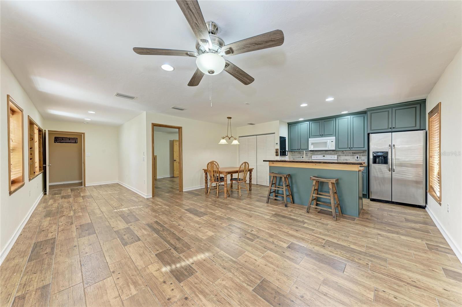 850 PALM VIEW WAY, SARASOTA, FL, 34240