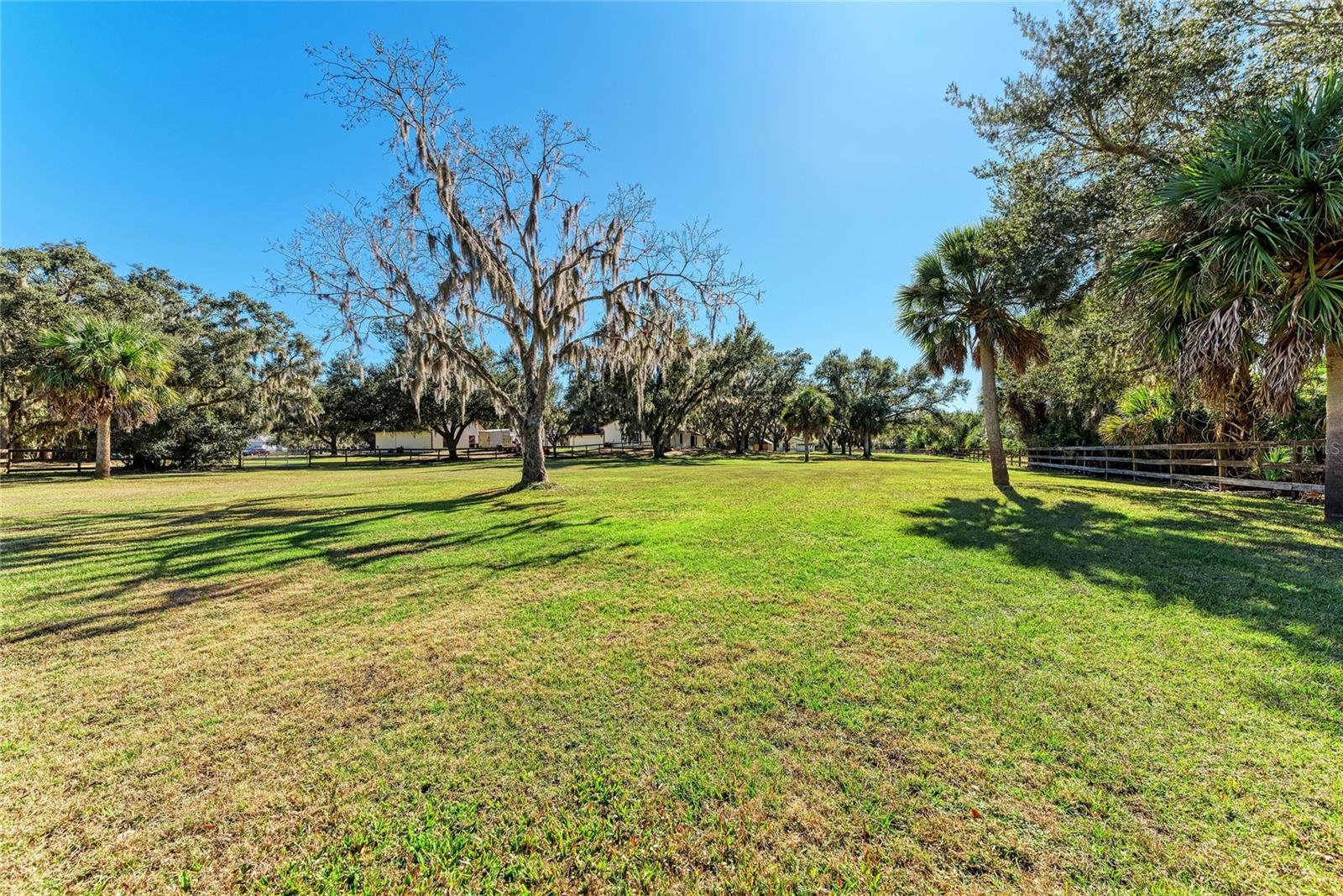 850 PALM VIEW WAY, SARASOTA, FL, 34240