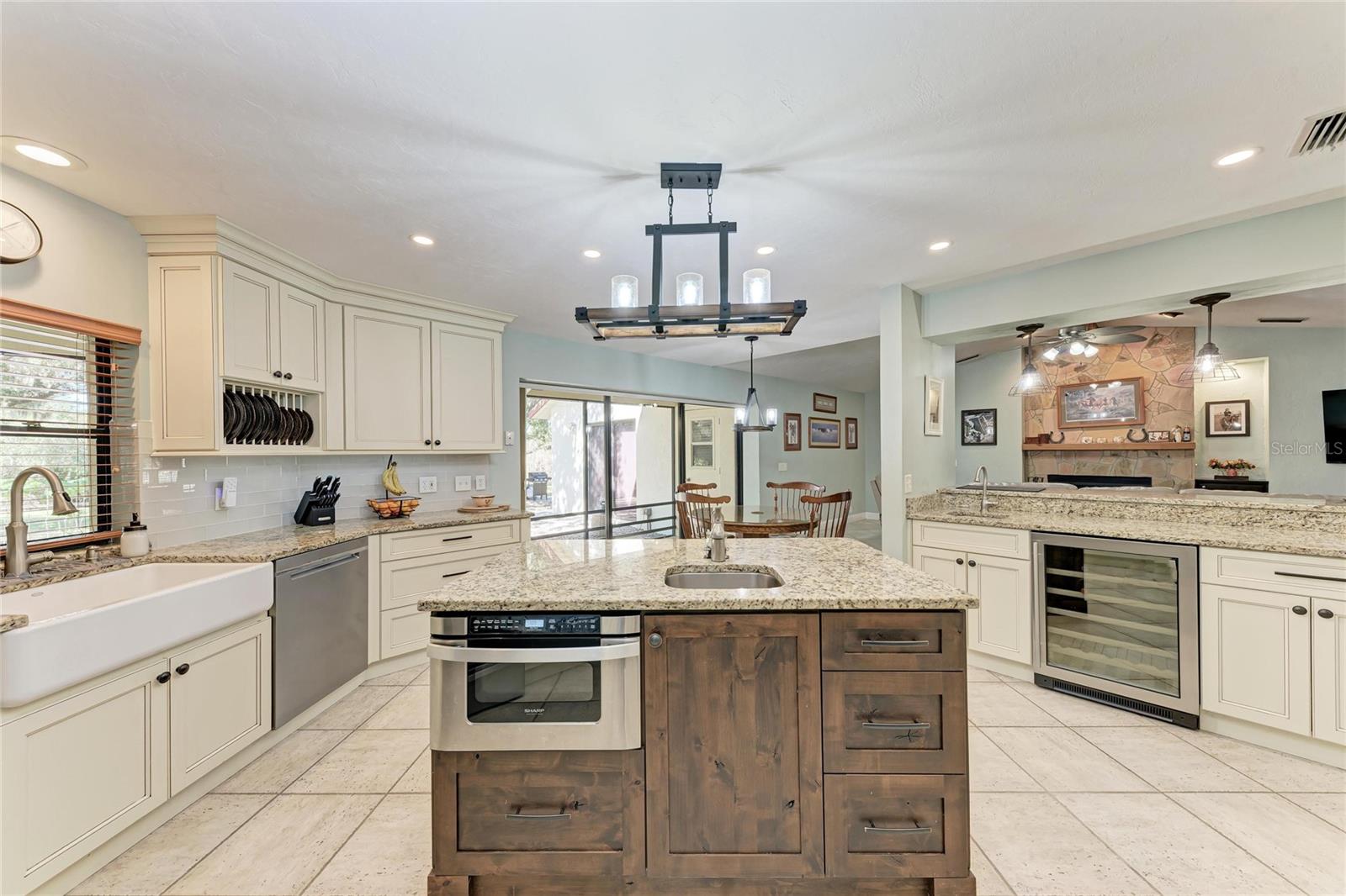 850 PALM VIEW WAY, SARASOTA, FL, 34240