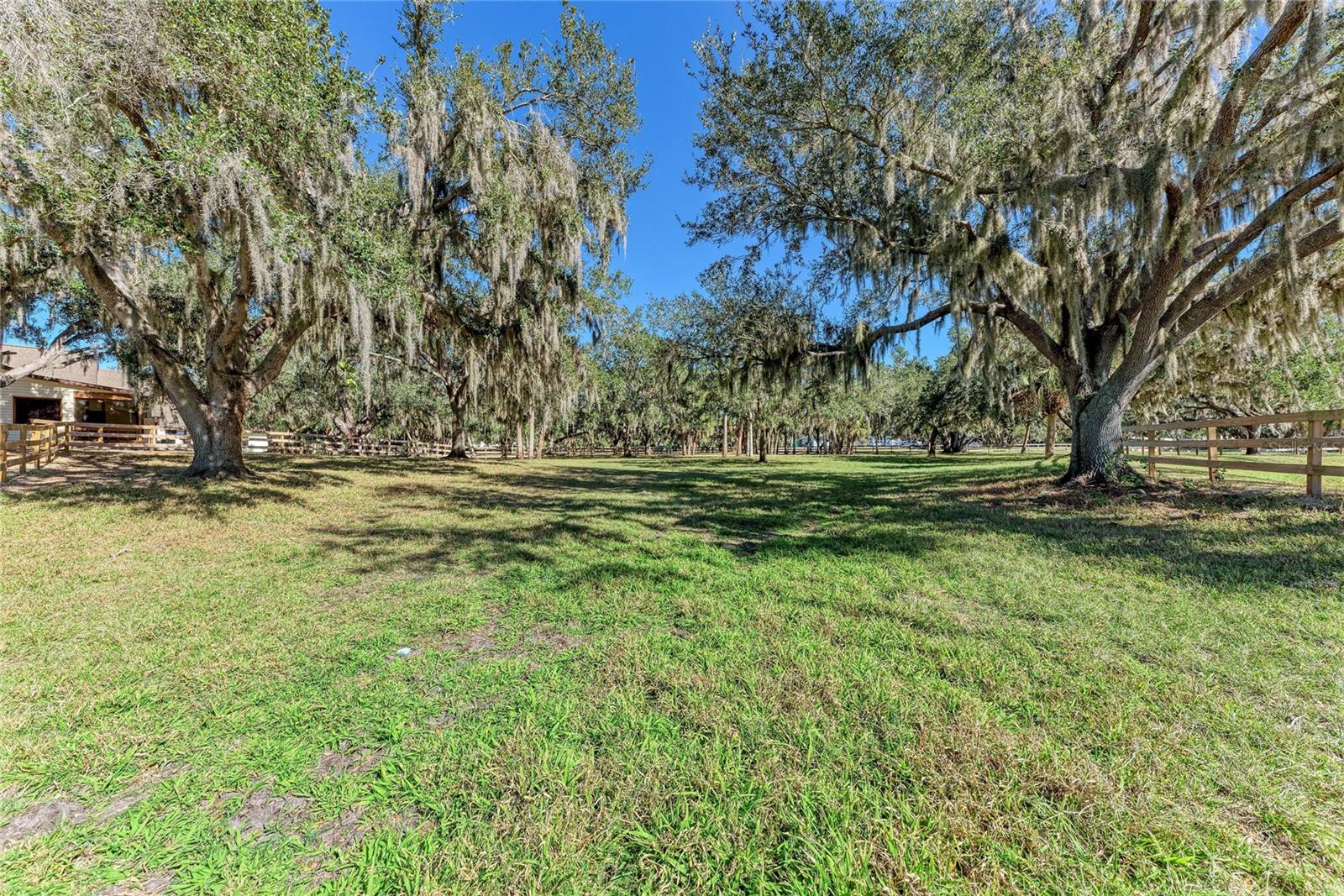 850 PALM VIEW WAY, SARASOTA, FL, 34240