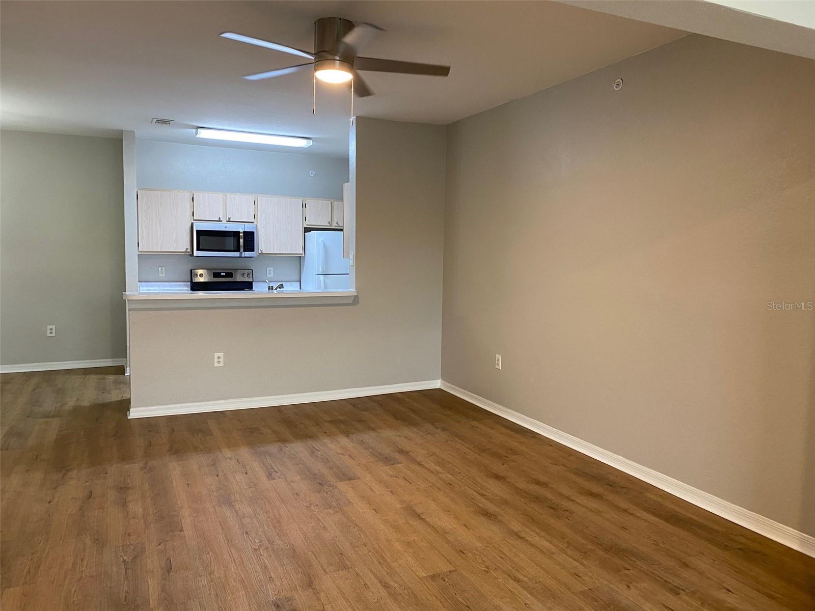 5447 VINELAND RD #1303, ORLANDO, FL, 32811