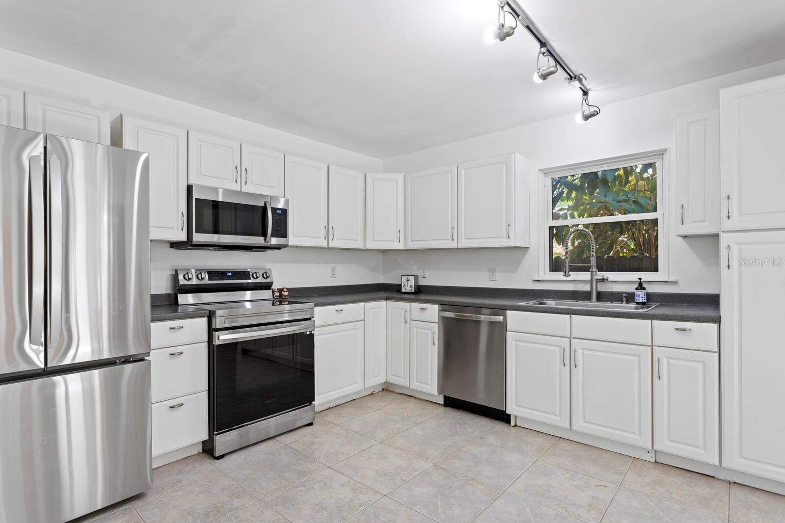 710 34TH AVE S, ST PETERSBURG, FL, 33705