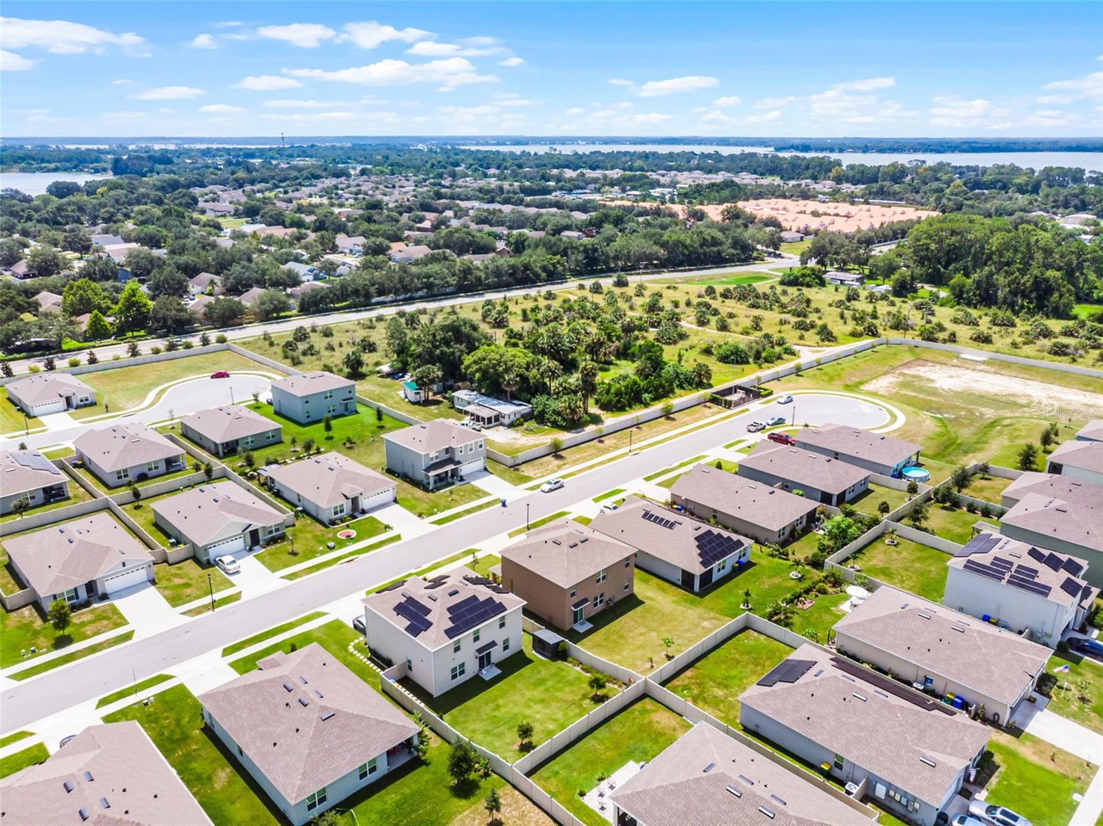 2024 GRIFFIN OAKS WAY, TAVARES, FL, 32778