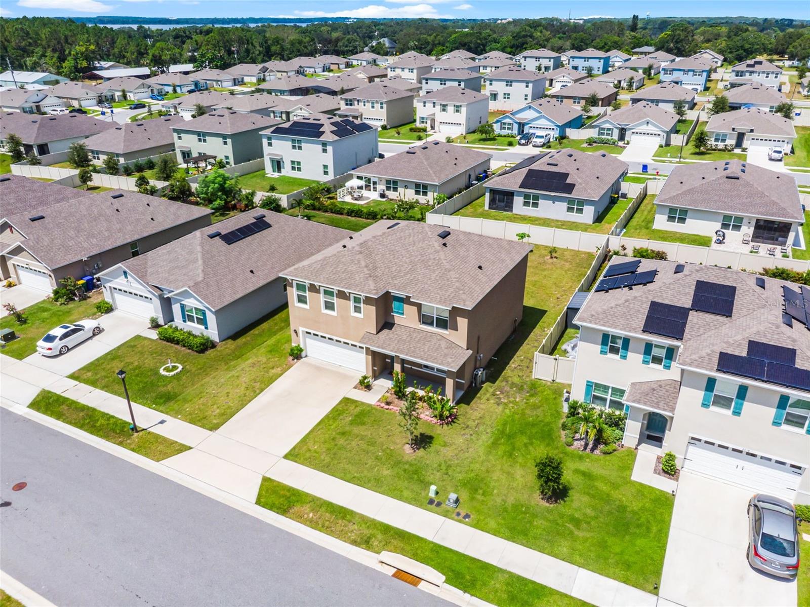 2024 GRIFFIN OAKS WAY, TAVARES, FL, 32778