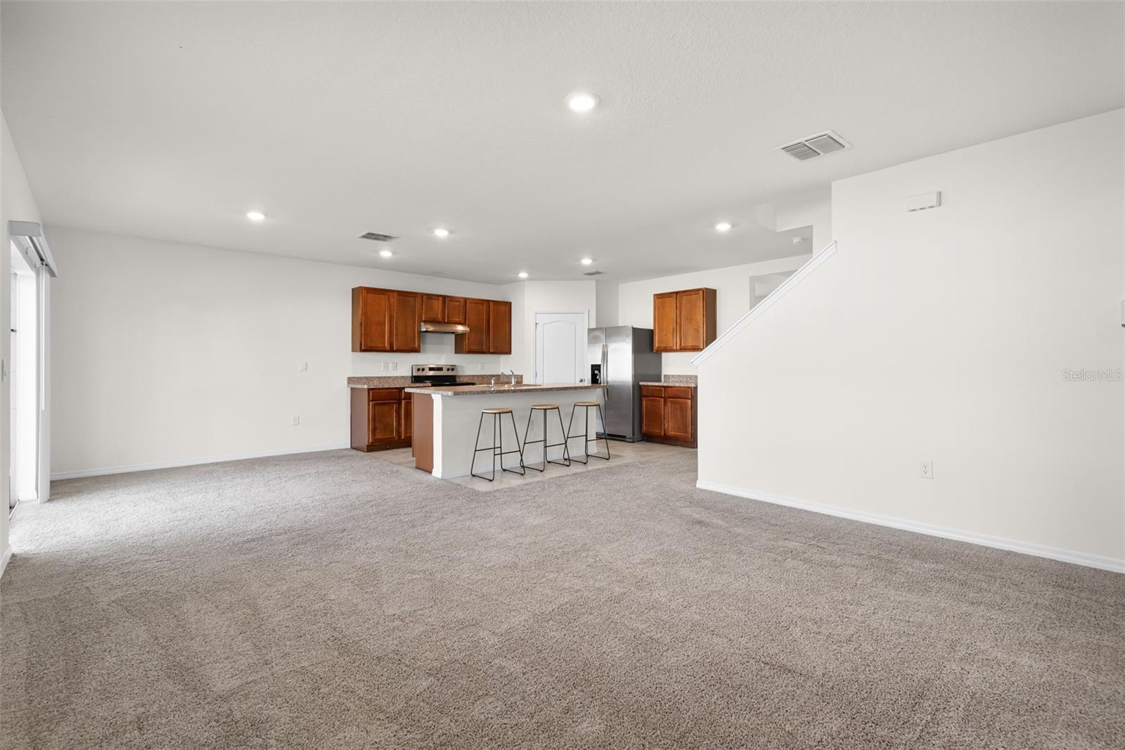 2024 GRIFFIN OAKS WAY, TAVARES, FL, 32778