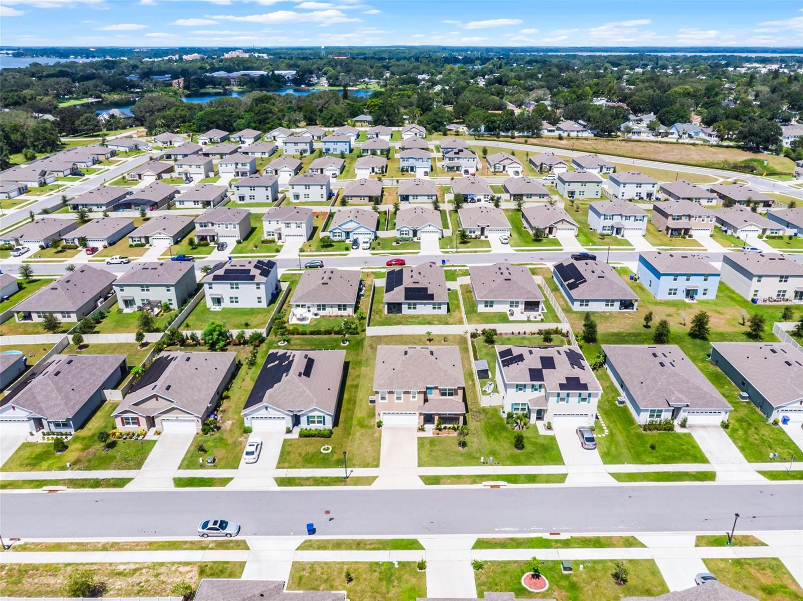 2024 GRIFFIN OAKS WAY, TAVARES, FL, 32778