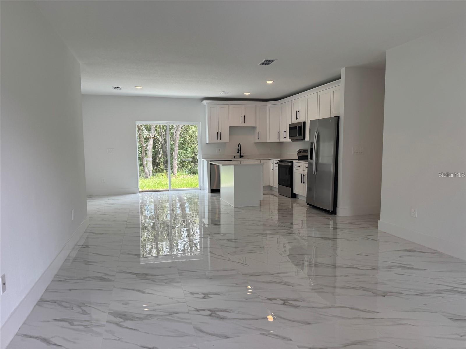 2019 W HAMSHIRE BLVD, DUNNELLON, FL, 34434