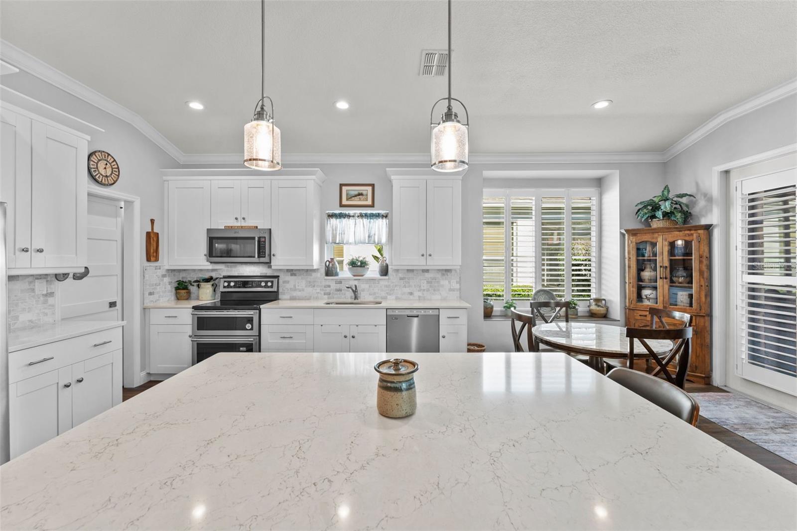 19413 GOLDEN SLIPPER PL, LUTZ, FL, 33558