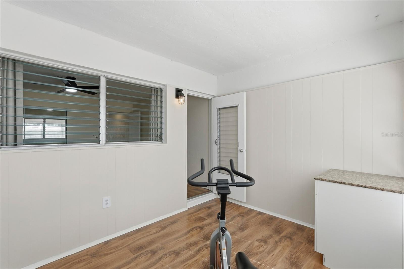 5664 40TH TER N #430, KENNETH CITY, FL, 33709