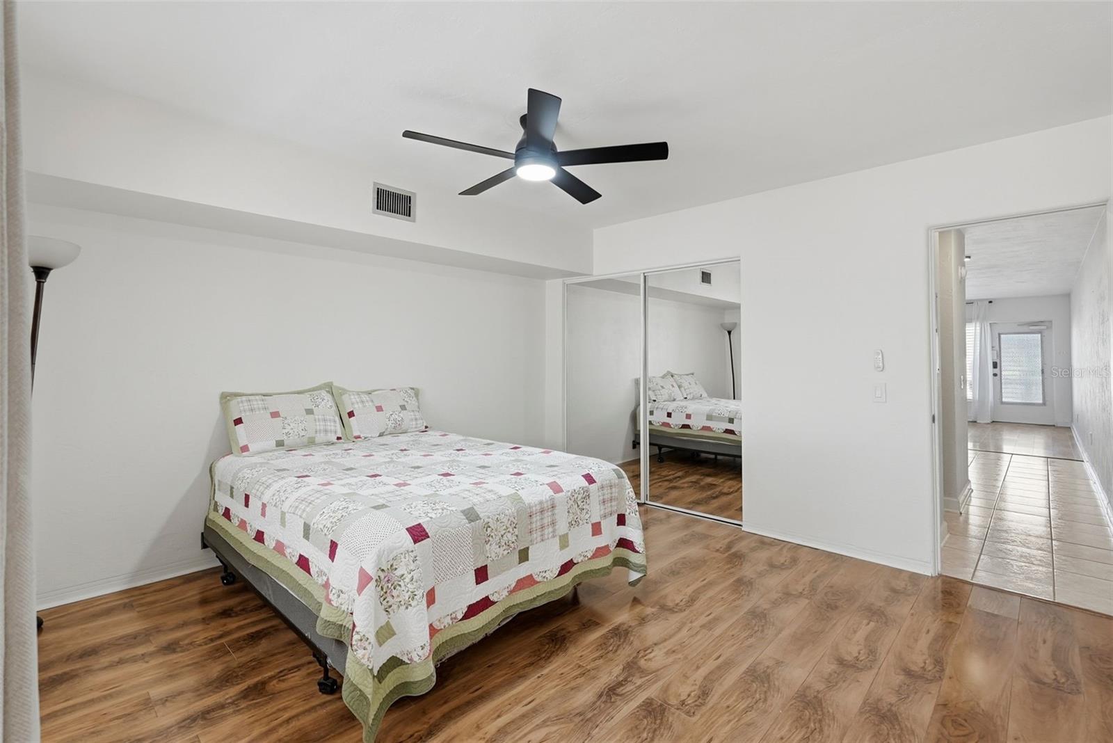 5664 40TH TER N #430, KENNETH CITY, FL, 33709
